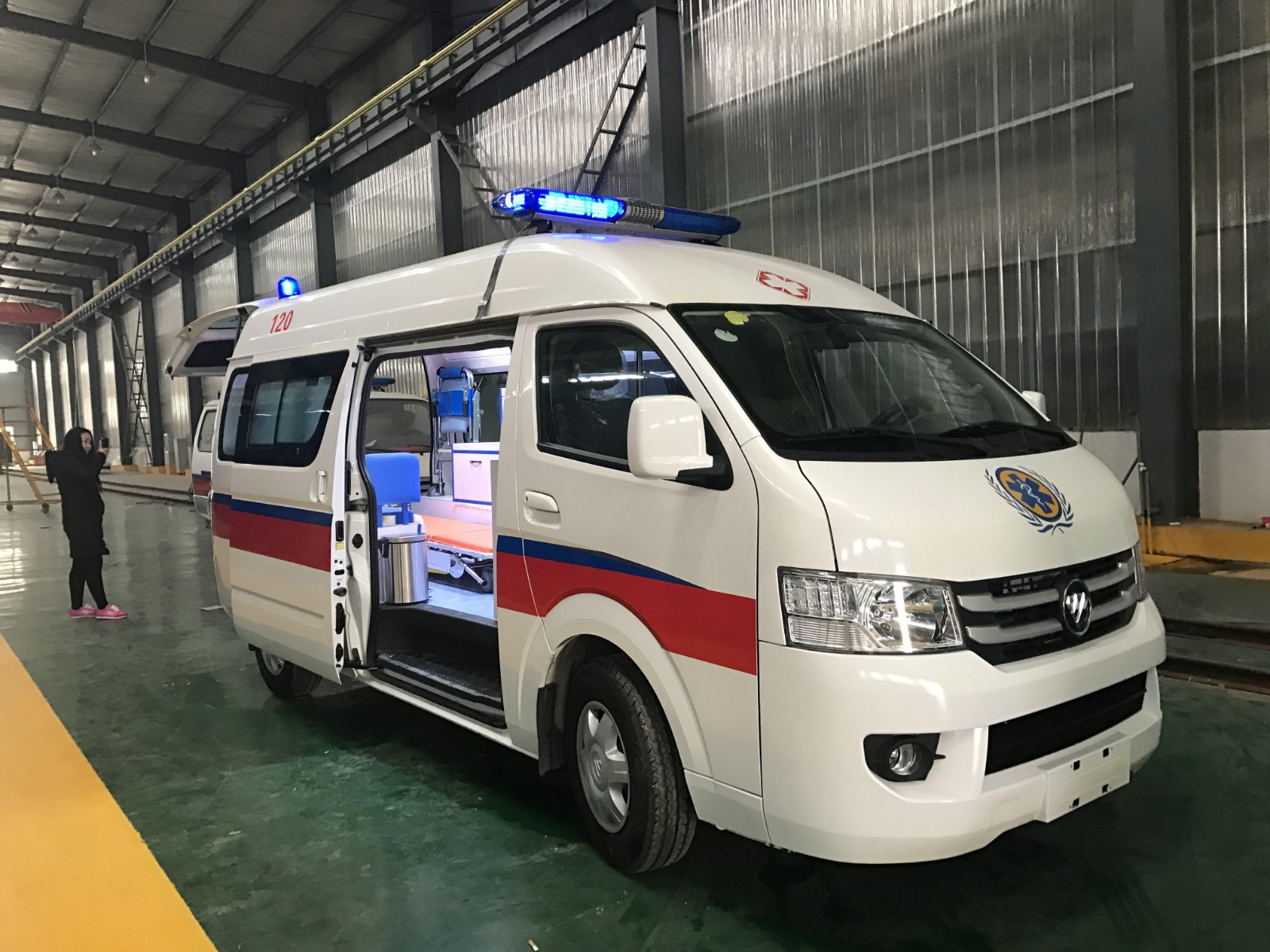 乡城县救护车转院